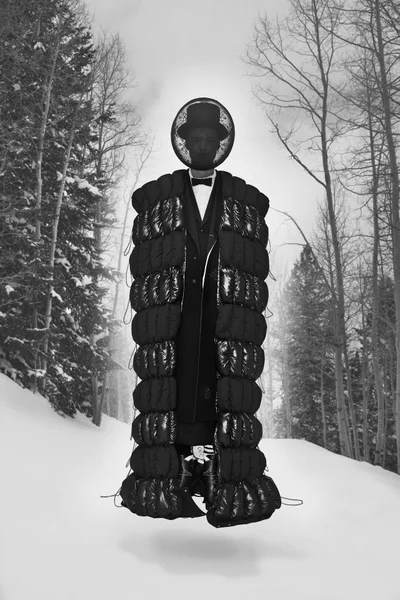 Look 16